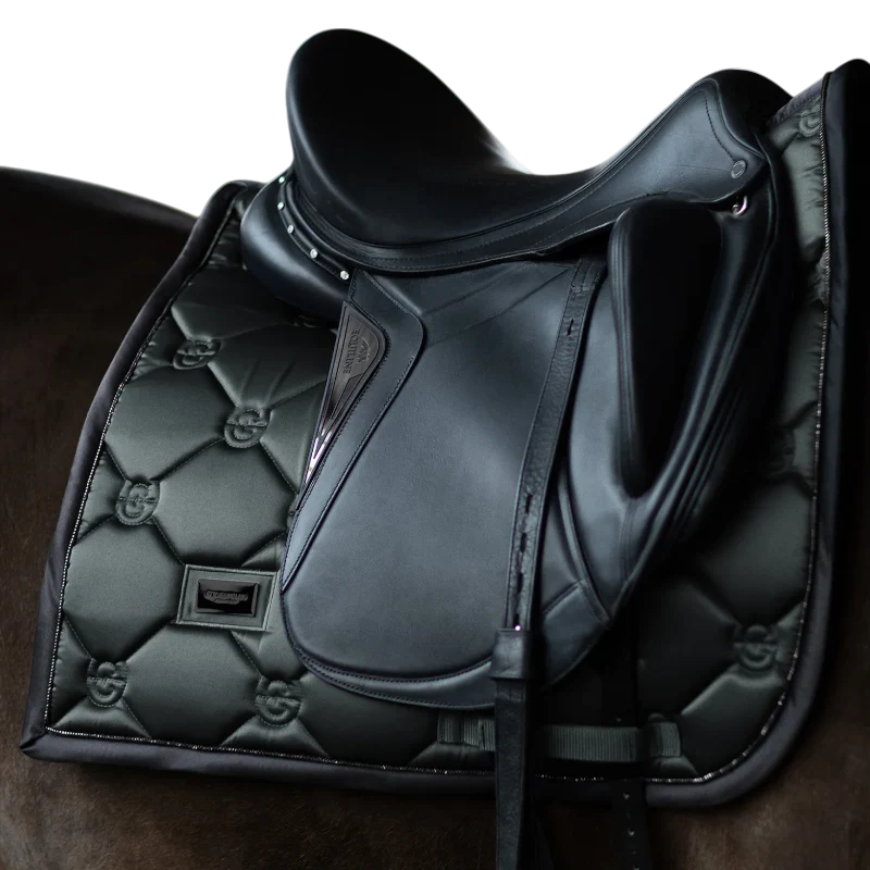 Equestrian Stockholm - Tapis de dressage Avenue Green vert armé