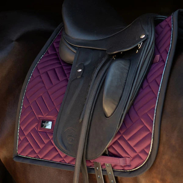 Equestrian Stockholm - Tapis de dressage Modern Purple Night