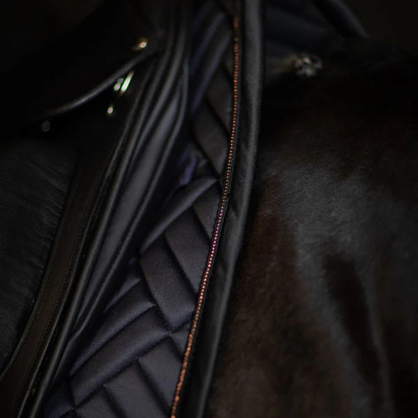 Equestrian Stockholm - Tapis de dressage Modern Dark Ocean marine