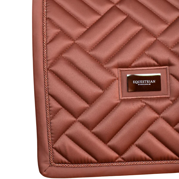Equestrian Stockholm - Tapis de dressage Modern Coral
